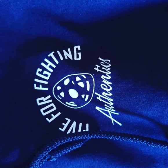 SPLITTING LEGS AND DEFENCEMEN SINCE 1984 TEE'S - Picture 6 of 9